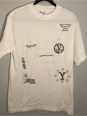 Shaka Wear Give Flowers It’s The Human Way Off white t shirt Size M Mens/Unisex